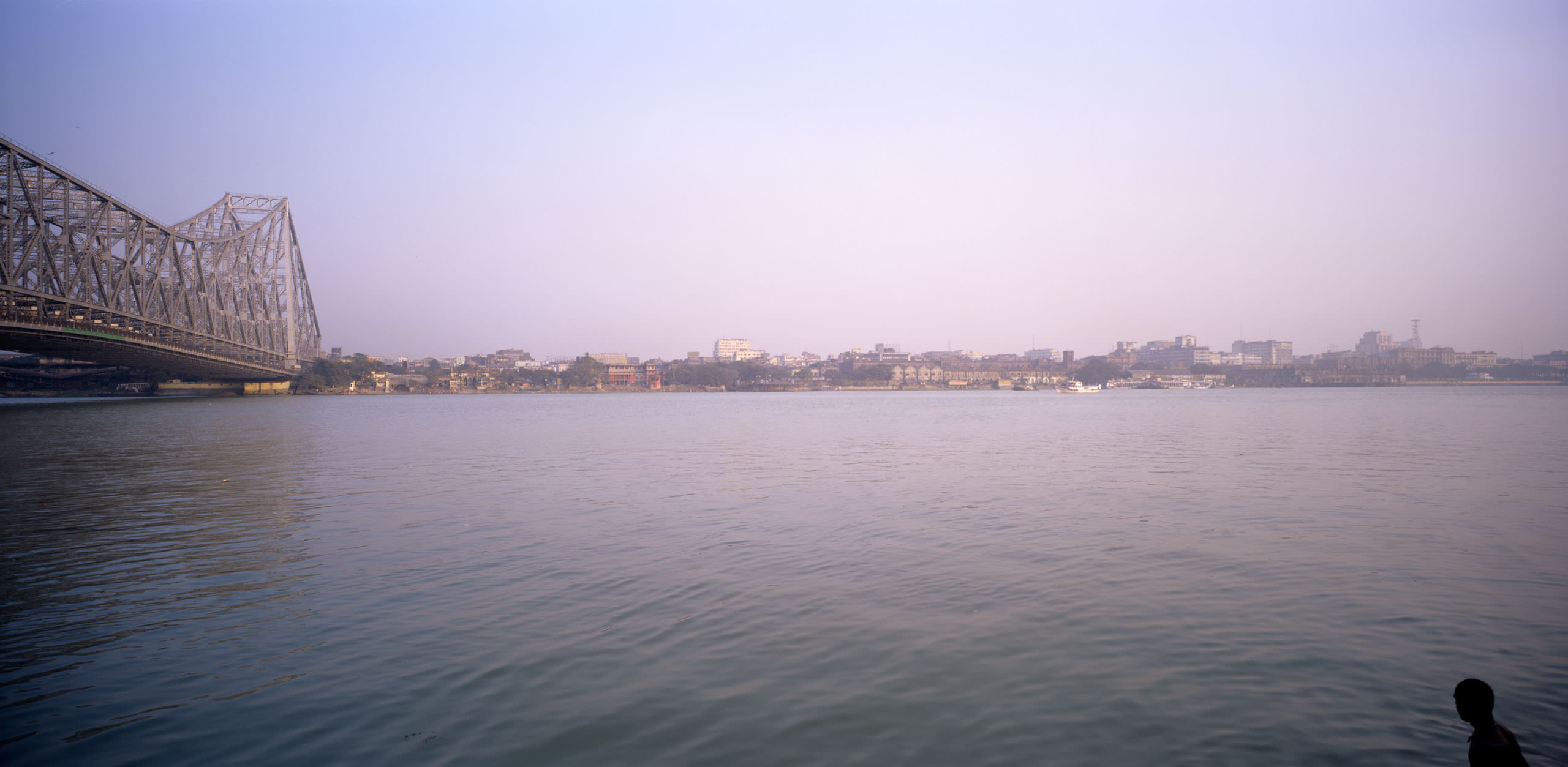 howra bridge / kolkata